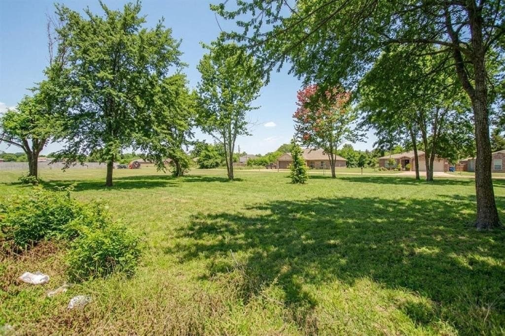 0.13 acres in Henderson County - photo 6