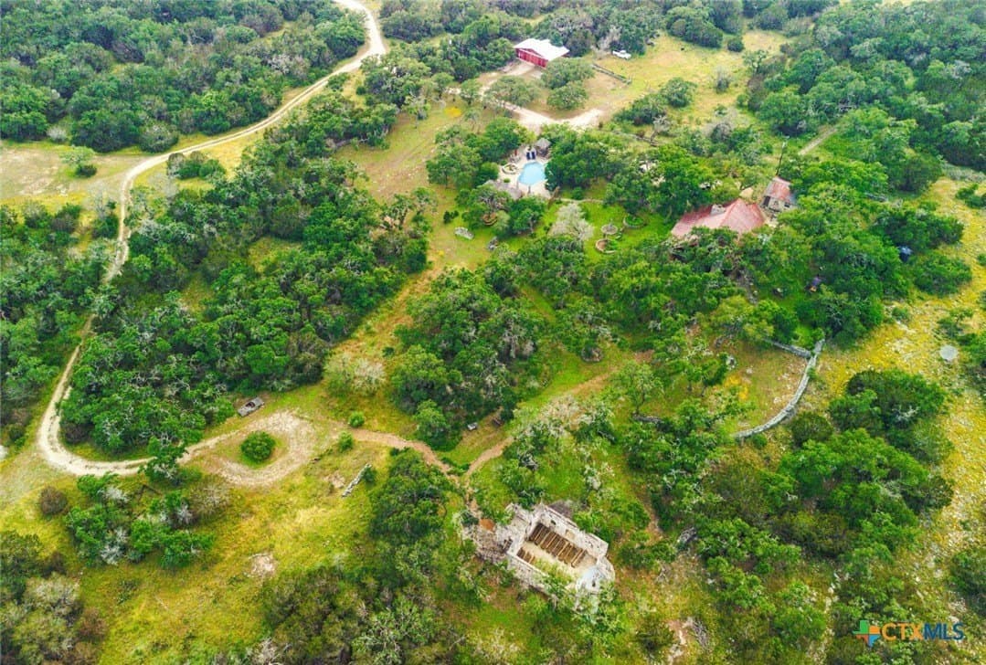 12 acres in Hays County - photo 3