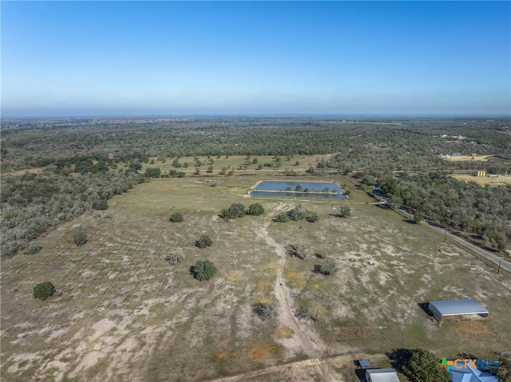 10.11 acres in Gonzales County - photo 2