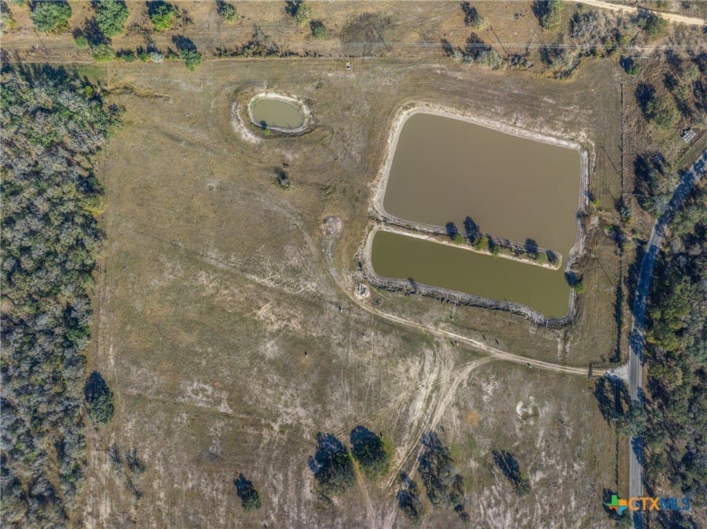 10.11 acres in Gonzales County - photo 4