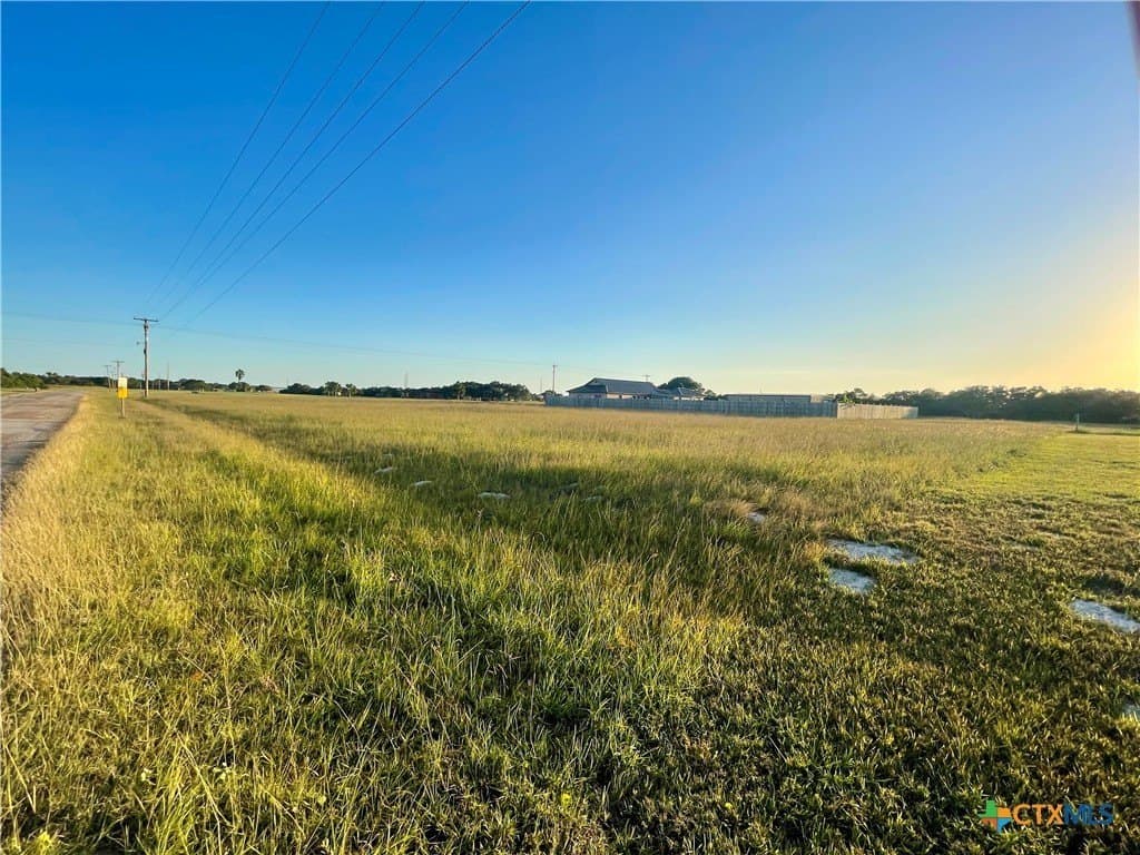 1 acres in Calhoun County - photo 3