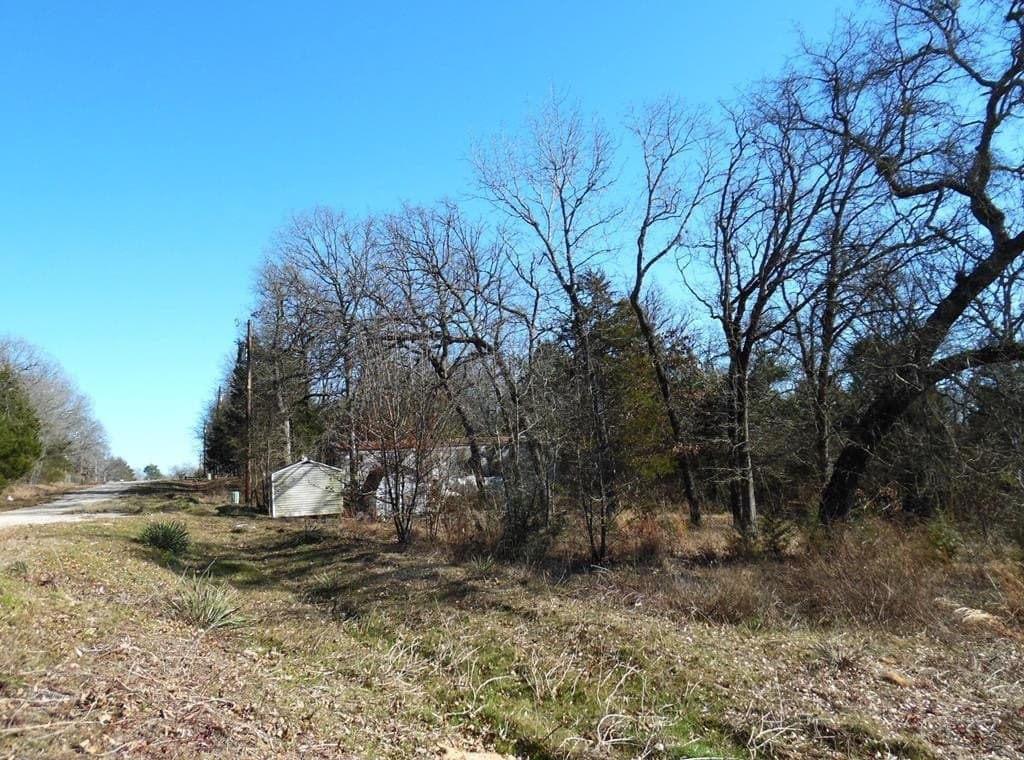 0.37 acres in Van Zandt County - photo 6