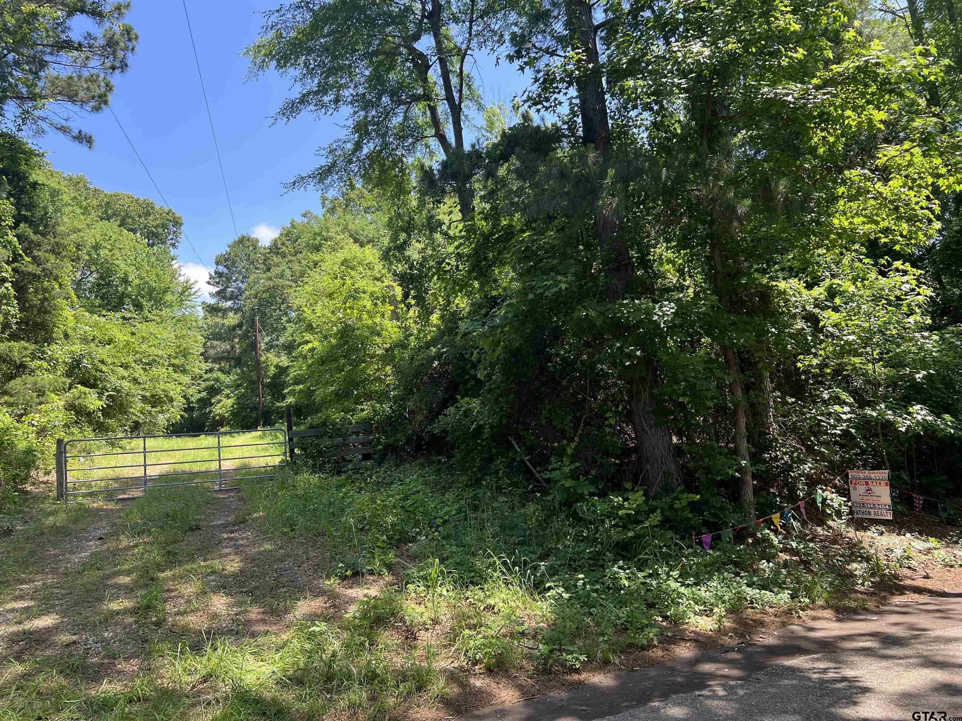 10.17 acres in Smith County - photo 2