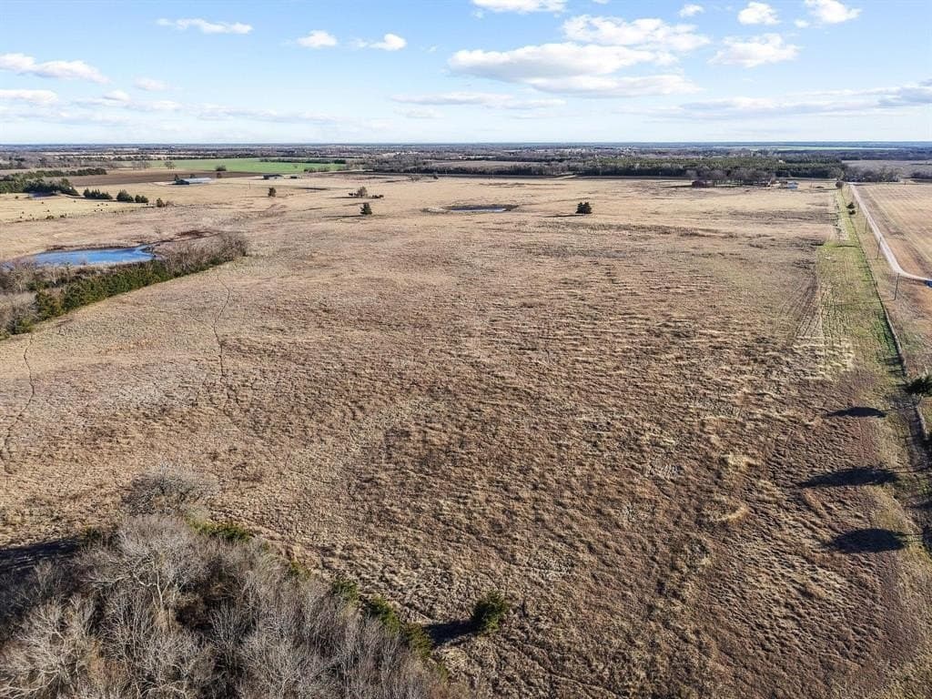 86 acres in Lamar County - photo 40