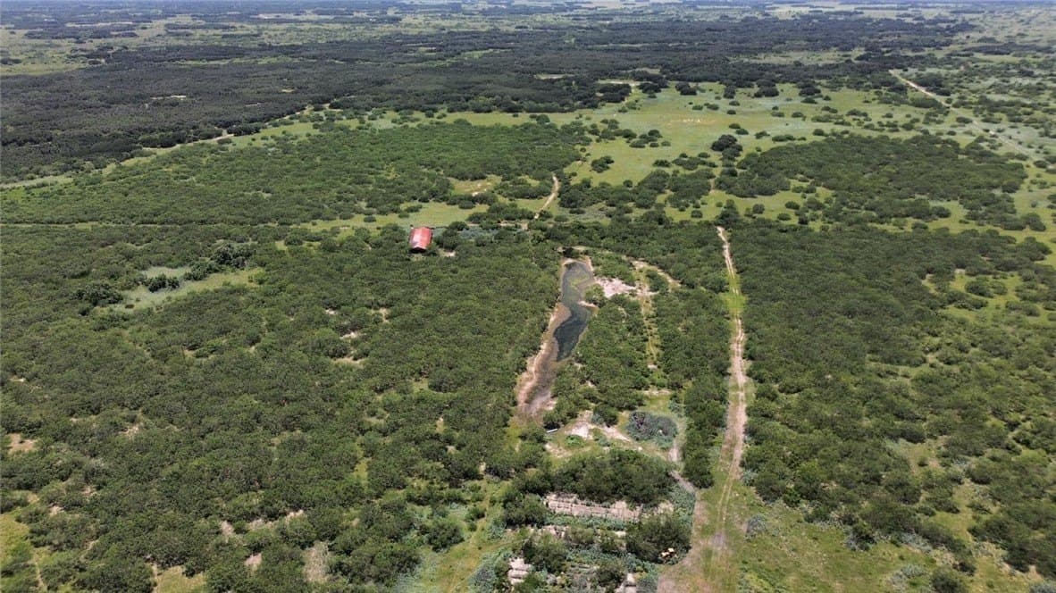 272.38 acres in Brooks County - photo 10