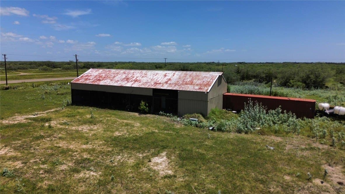 272.38 acres in Brooks County - photo 12