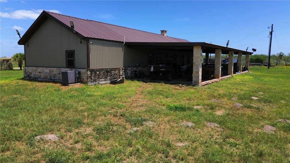 272.38 acres in Brooks County - photo 13