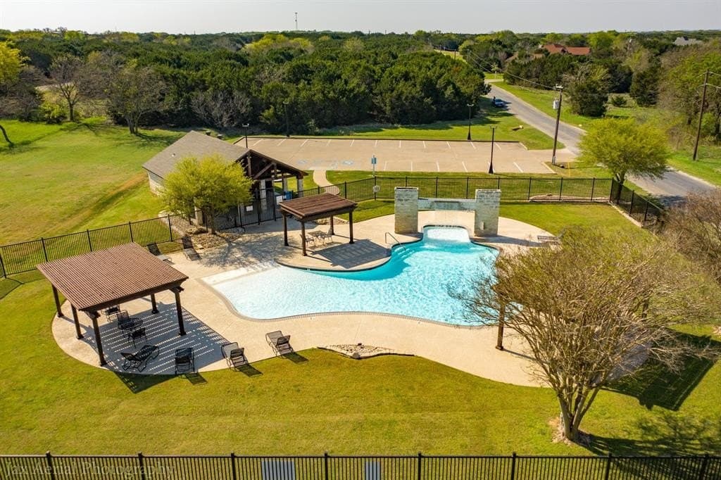 0.59 acres in Hill County - photo 8