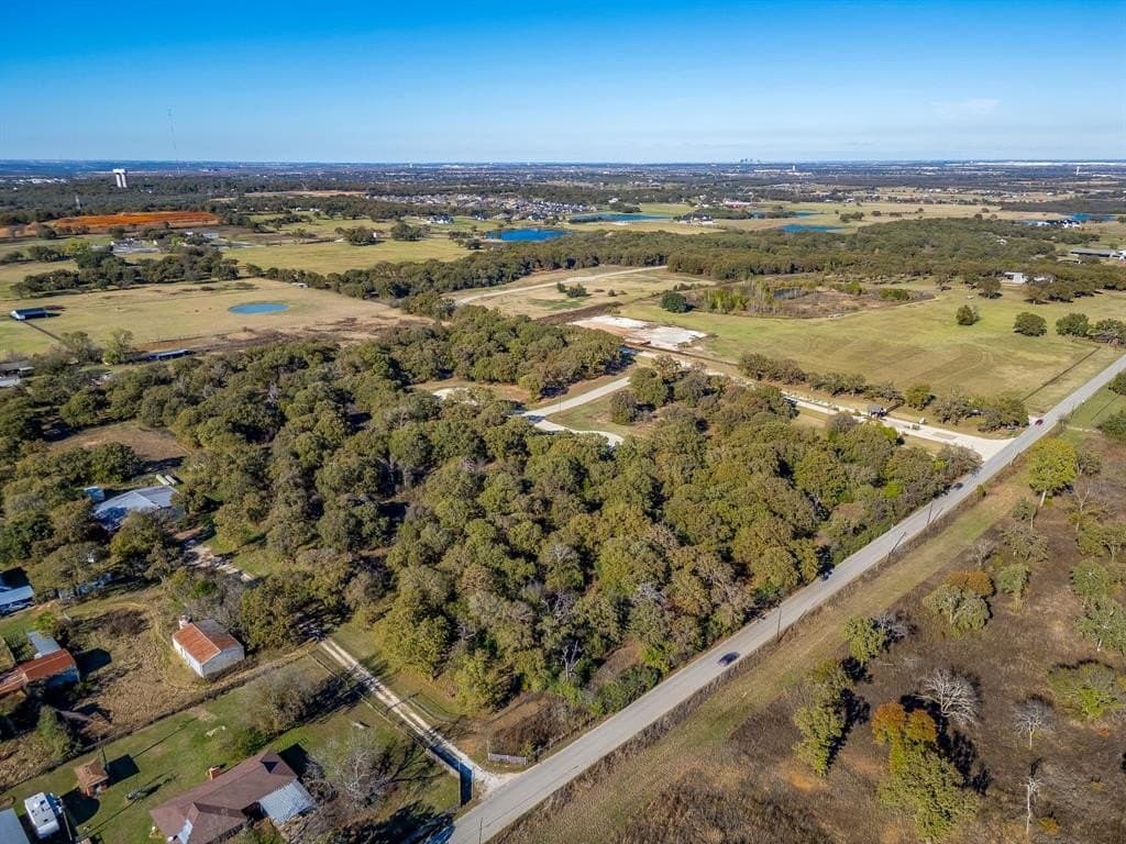 1.37 acres in Johnson County - photo 16
