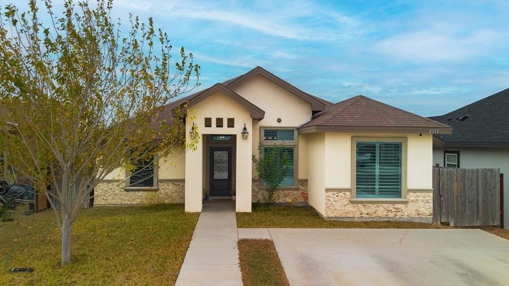 2313 Lemonwood St.