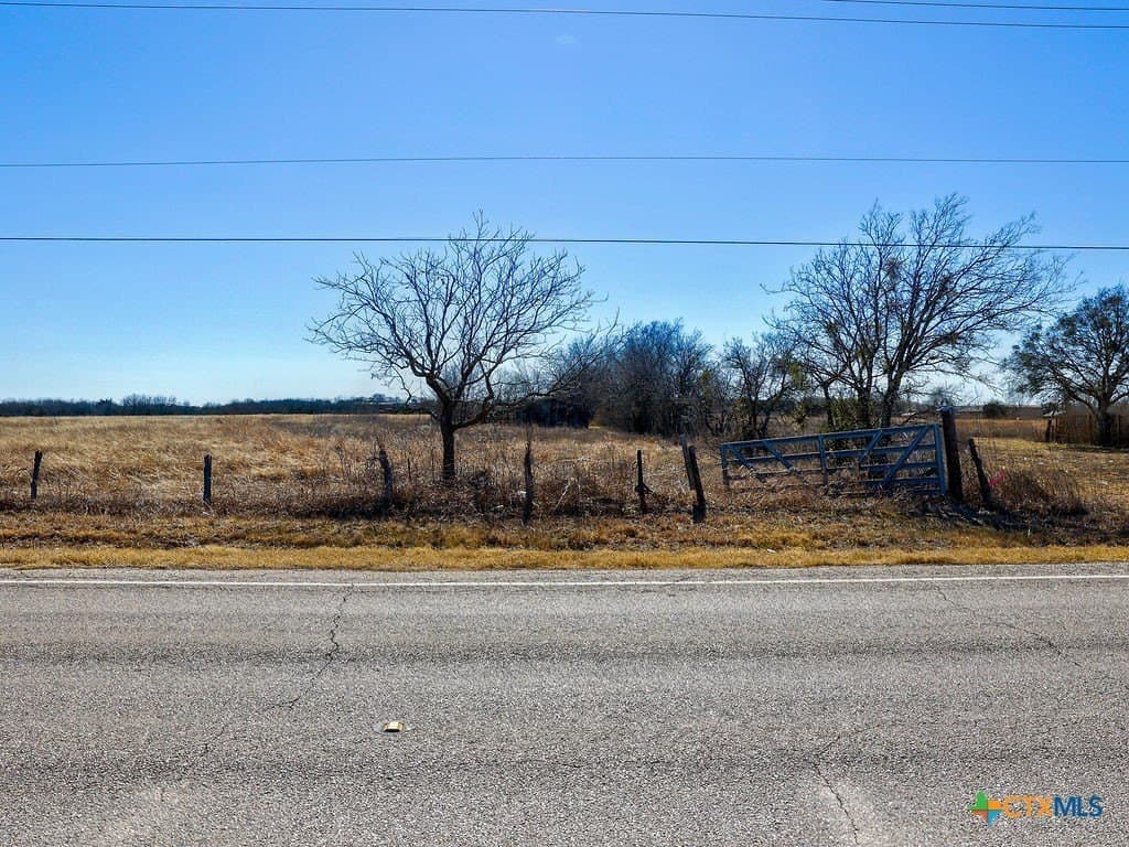 28.4 acres in Bell County - photo 3