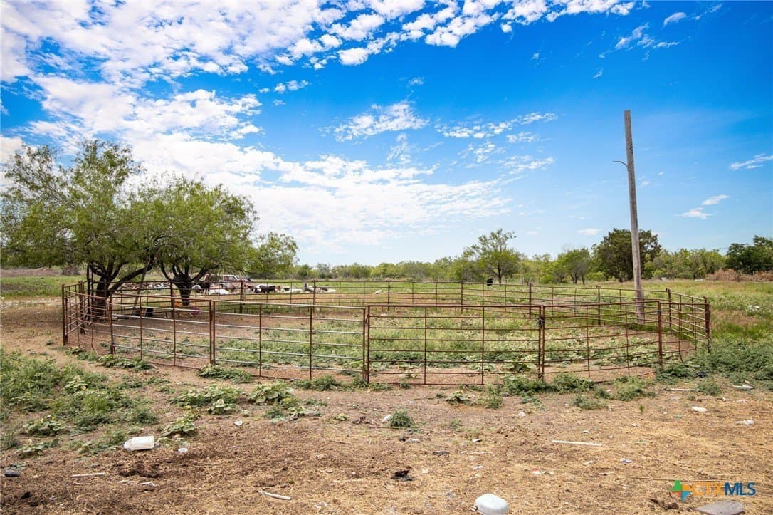 10 acres in Hays County - photo 10