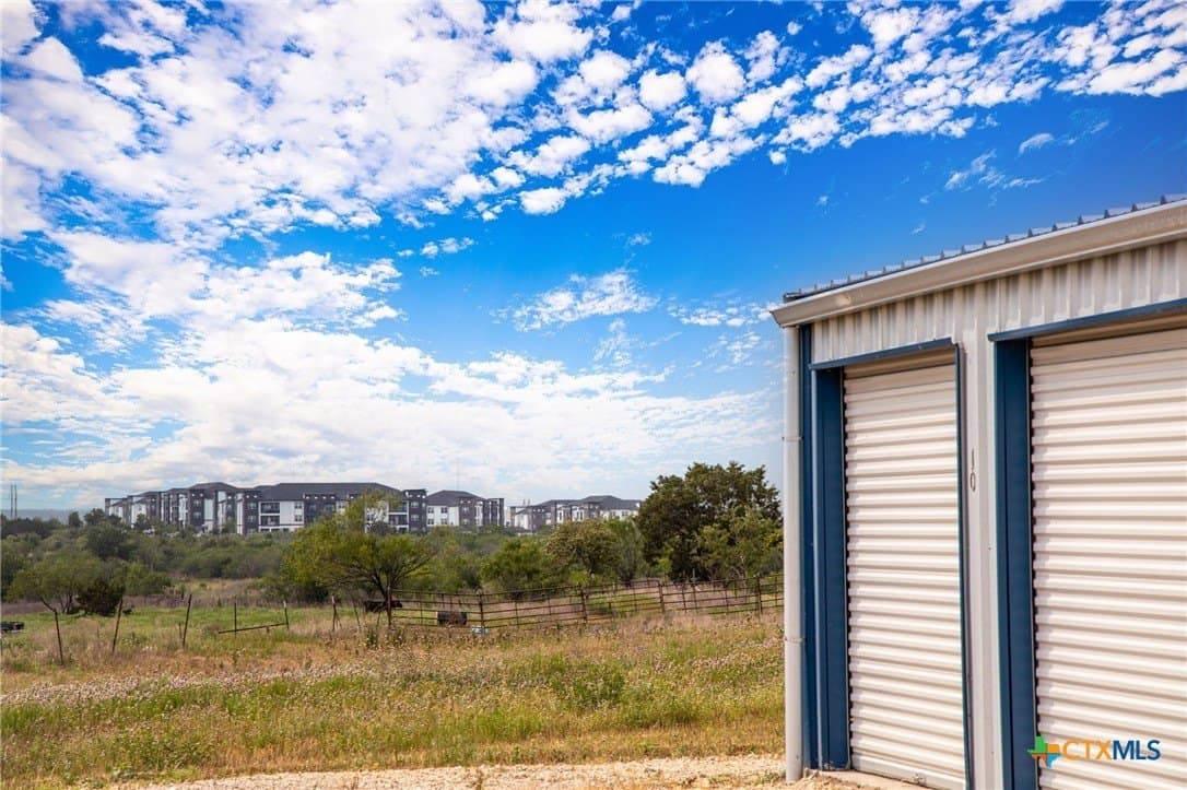 10 acres in Hays County - photo 15