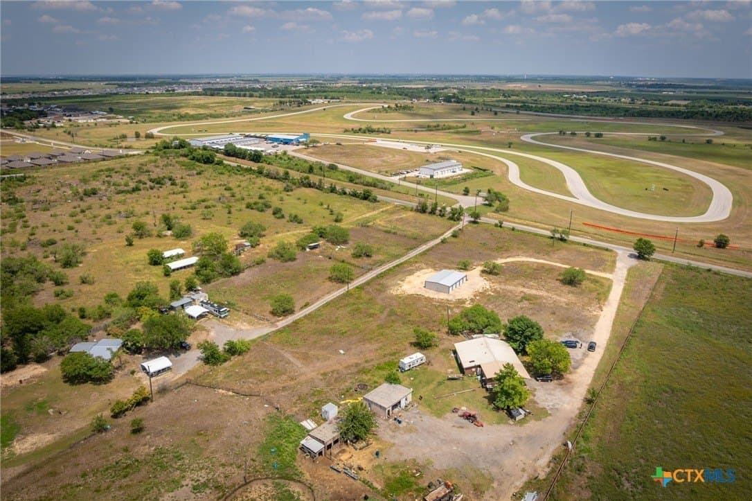 10 acres in Hays County - photo 19