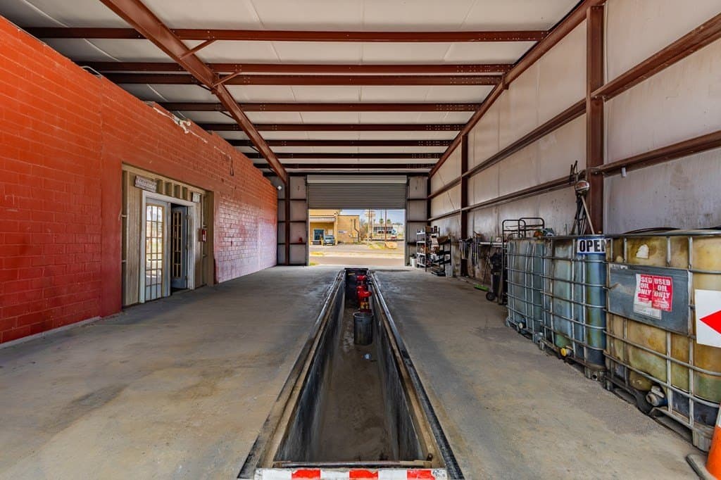 20,325.3 acres in Dimmit County - photo 6