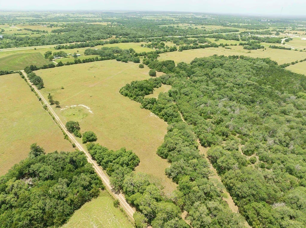 20 acres in Fayette County - photo 5