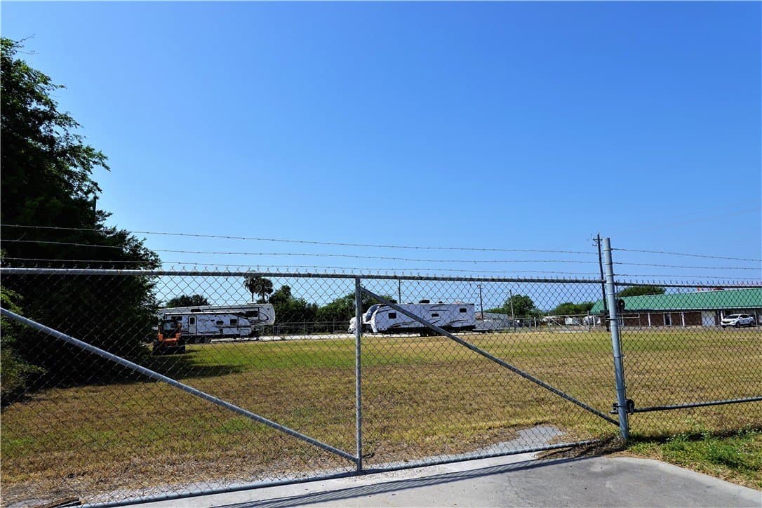0.49 acres in San Patricio County - photo 15