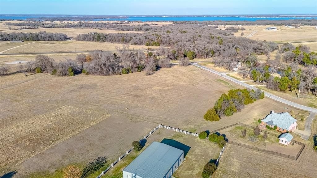 1.51 acres in Navarro County - photo 22