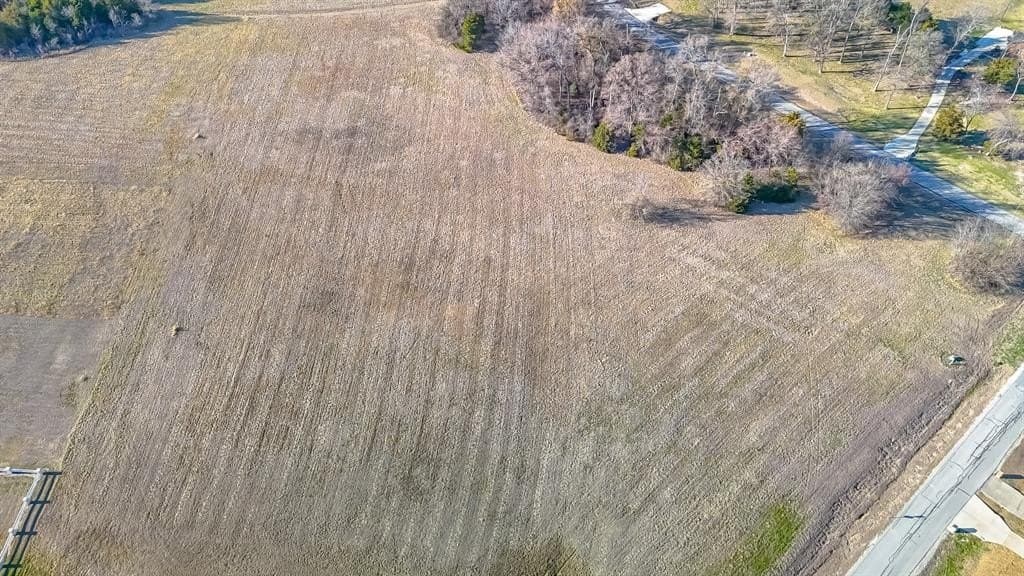 1.51 acres in Navarro County - photo 34