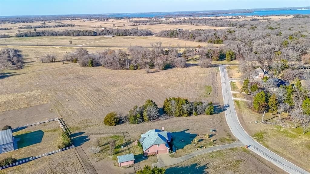 1.51 acres in Navarro County - photo 24