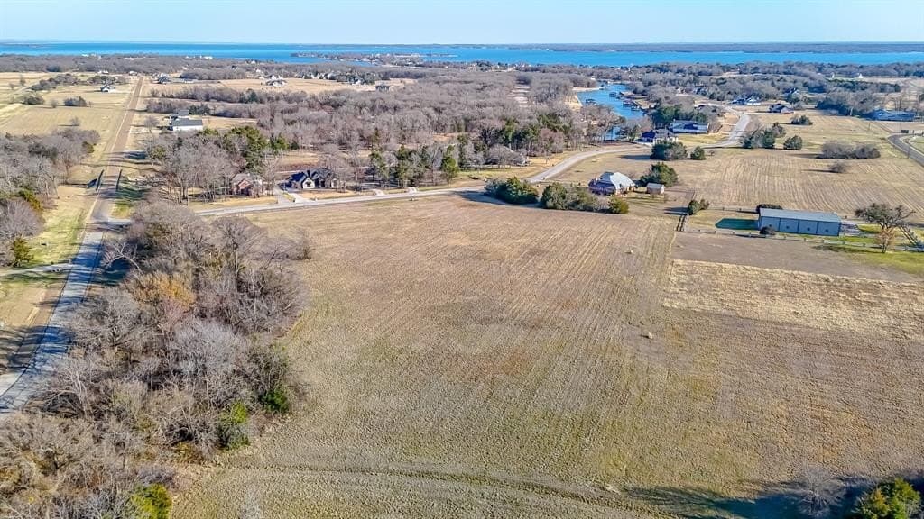 1.51 acres in Navarro County - photo 18