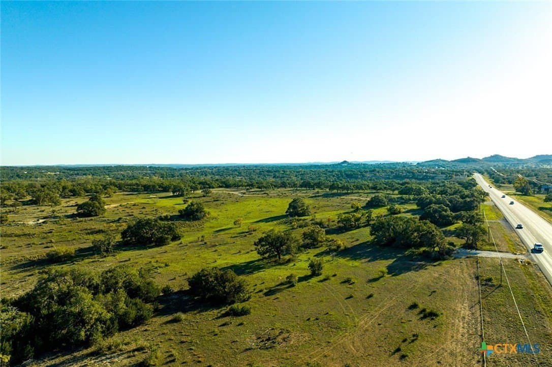 25.07 acres in Blanco County - photo 4