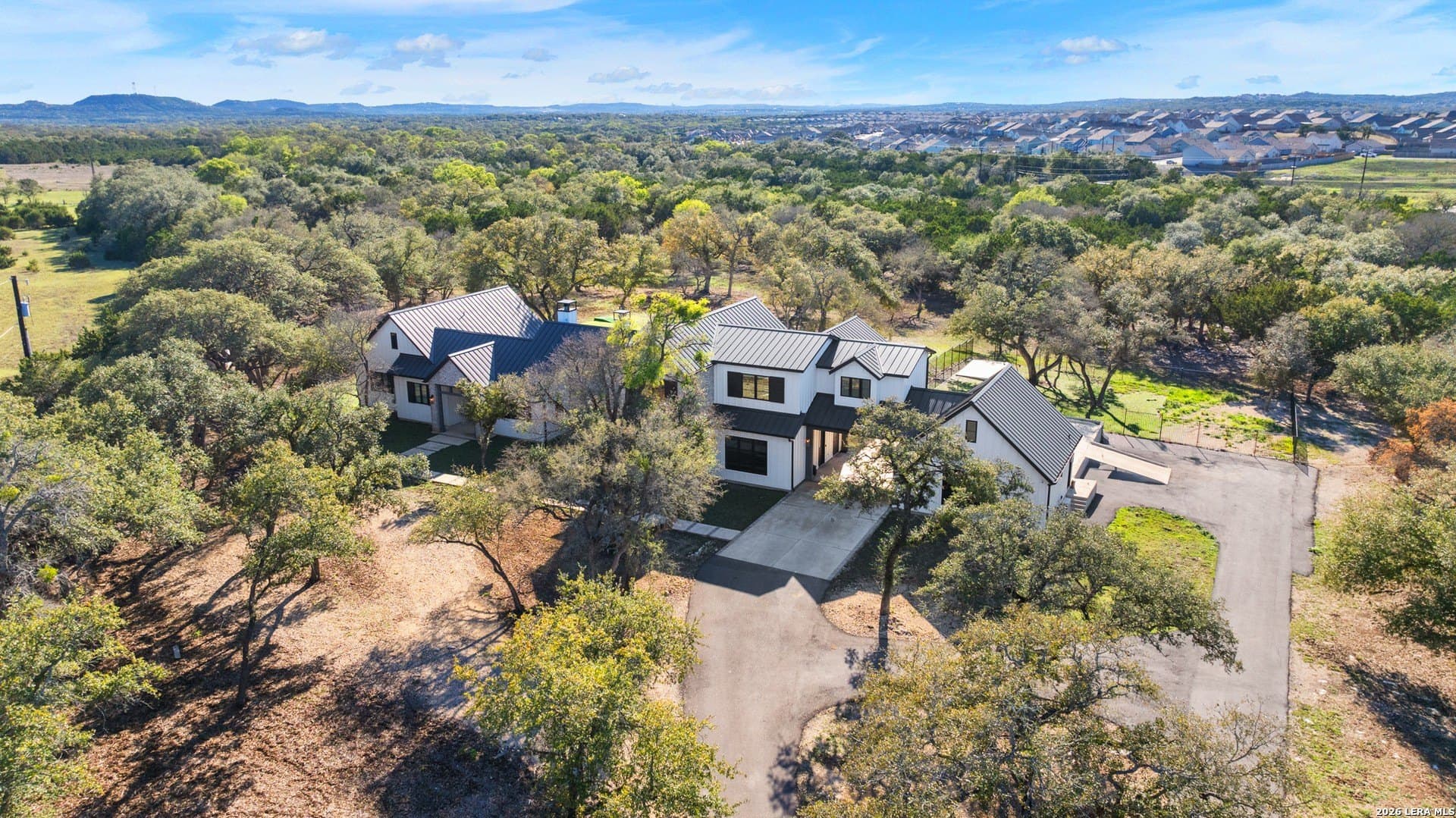31952 Smithson Valley Rd