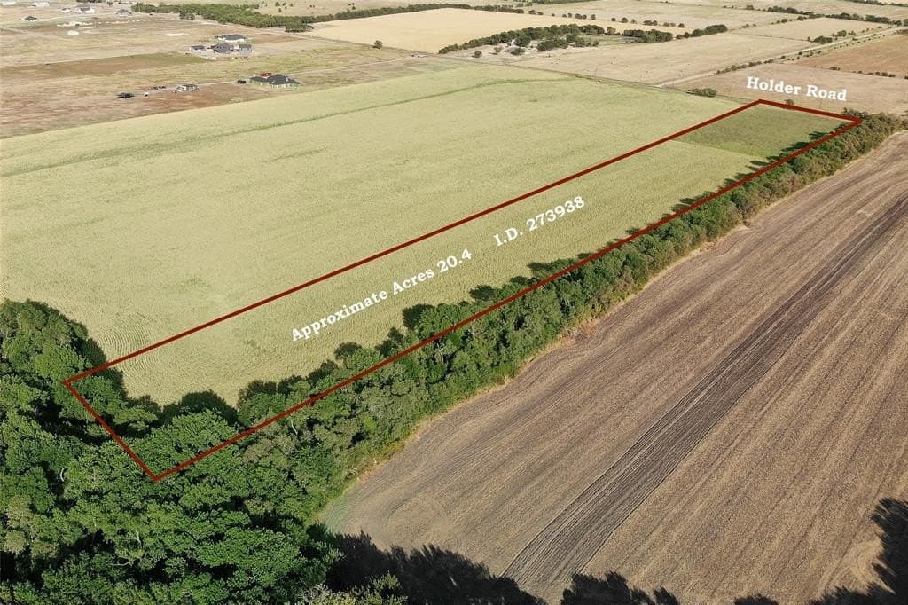 20.48 acres in Ellis County - photo 4