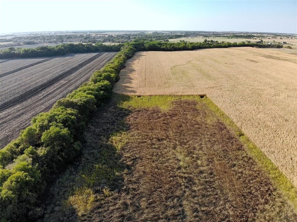 20.48 acres in Ellis County - photo 8