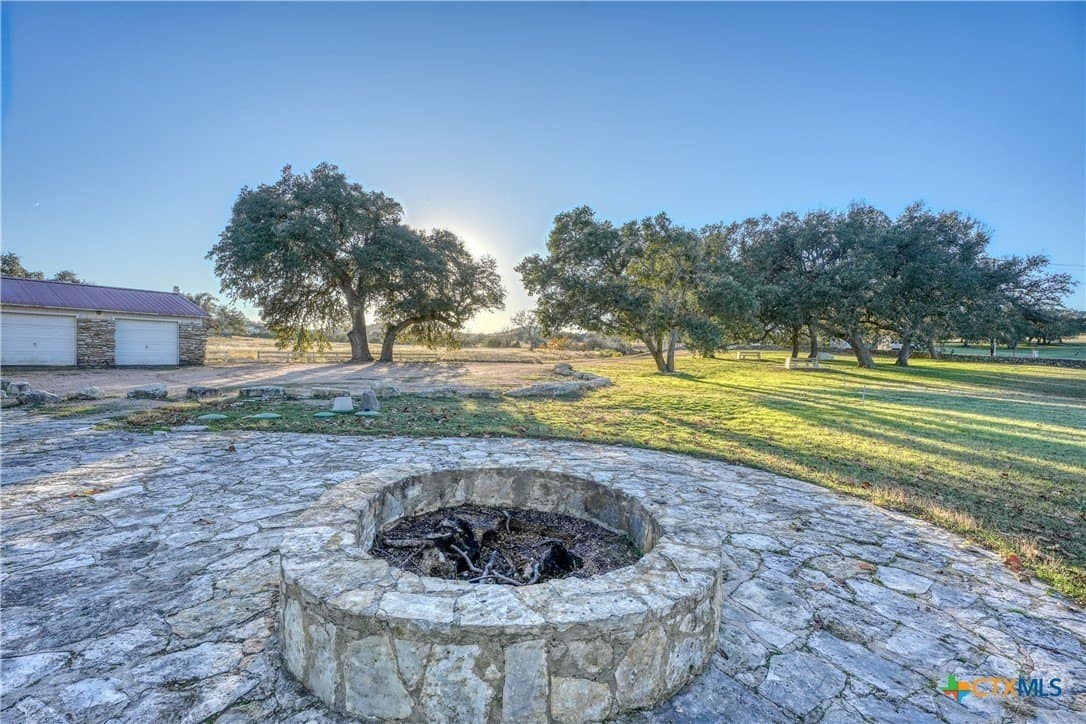 5 acres in Blanco County - photo 18