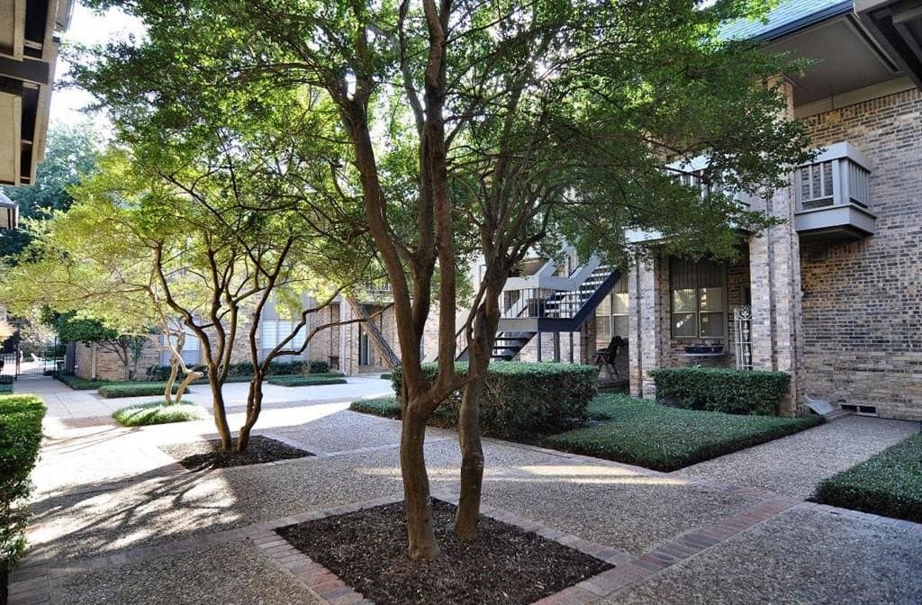 11.3 acres in Dallas County - photo 23