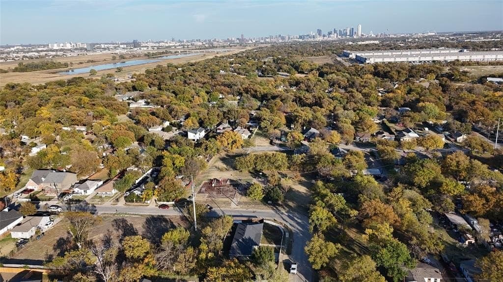 0.16 acres in Dallas County - photo 5