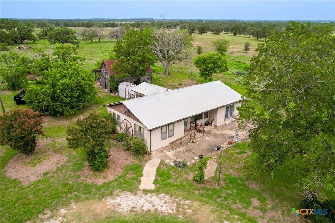 54.08 acres in Guadalupe County - photo 2