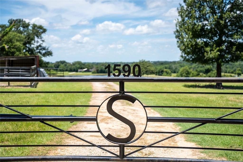 26.47 acres in Van Zandt County - photo 2