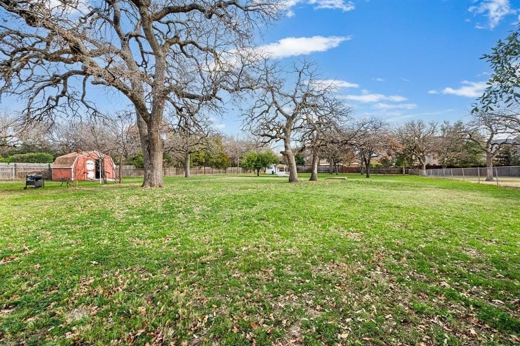 0.91 acres in Tarrant County - photo 12