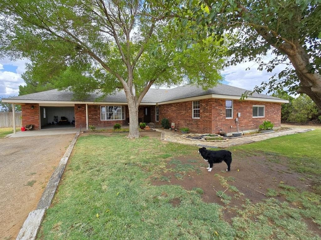 2740 County Rd C2000