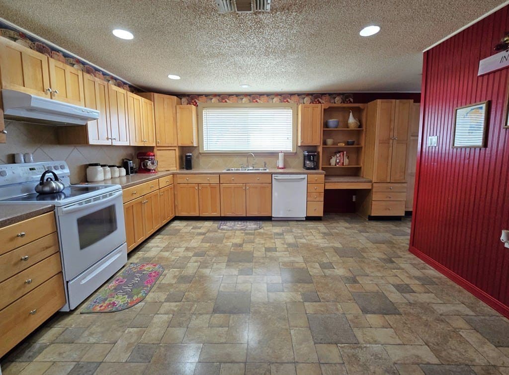 10.83 acres in Midland County - photo 21