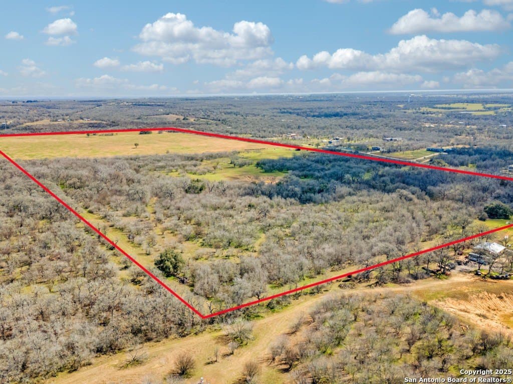 109.16 acres in Guadalupe County - photo 13