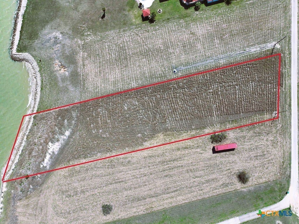 1.5 acres in Calhoun County - photo 6