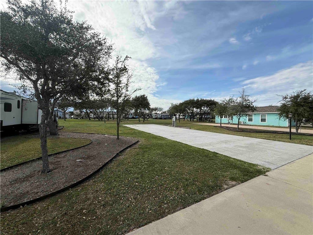0.09 acres in Aransas County - photo 3