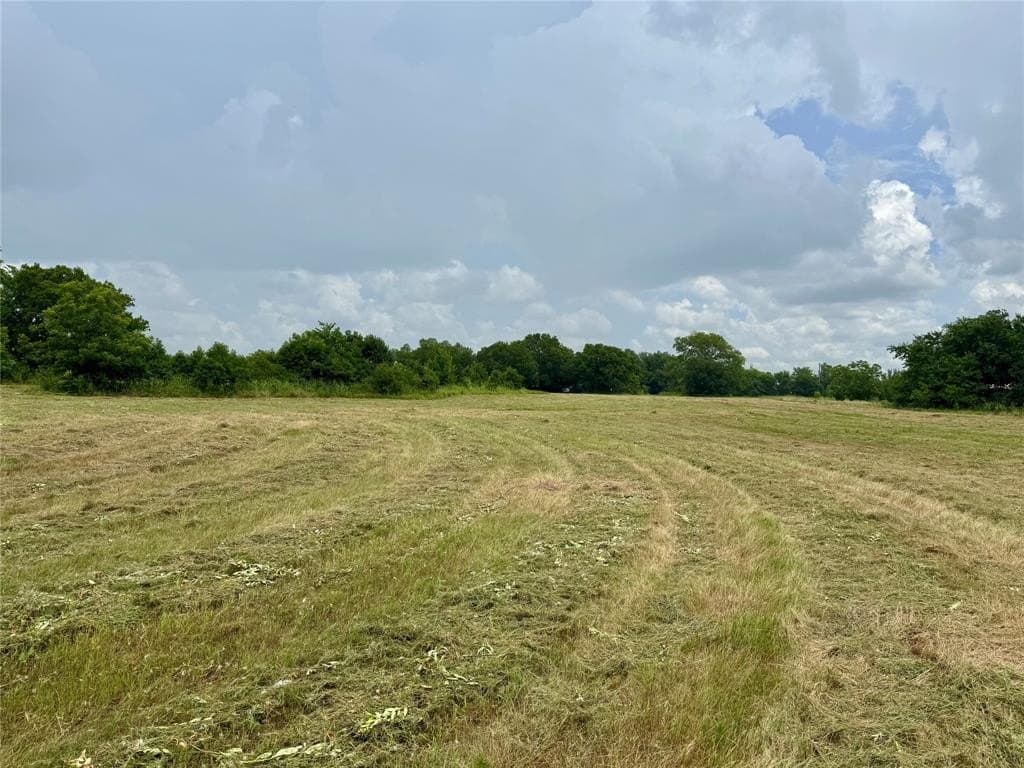 57.65 acres in Hunt County - photo 10