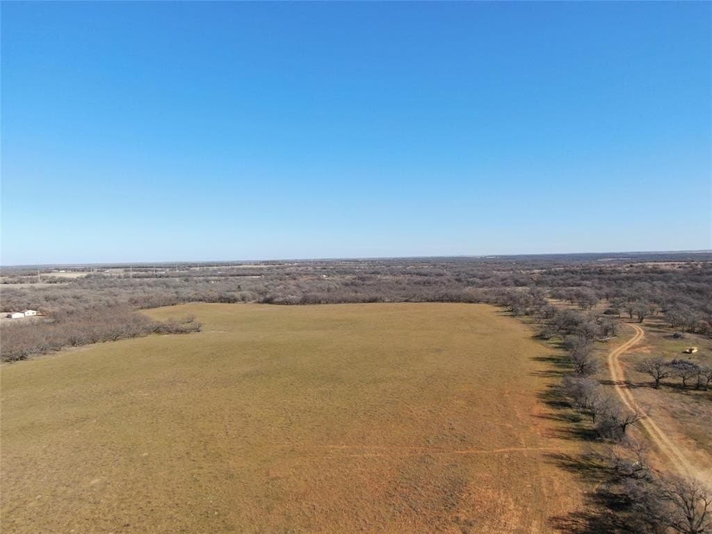 216.38 acres in Clay County - photo 3