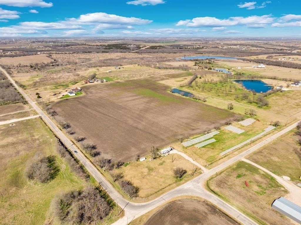 23.9 acres in Ellis County - photo 12
