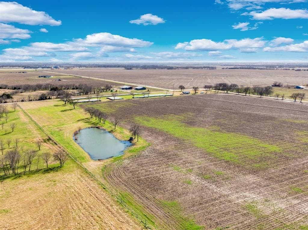 23.9 acres in Ellis County - photo 5