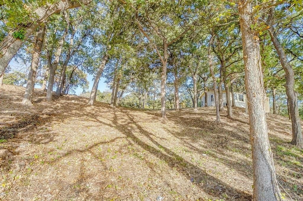 0.97 acres in Tarrant County - photo 10