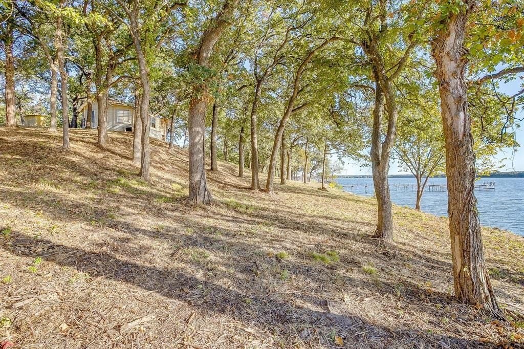 0.97 acres in Tarrant County - photo 11