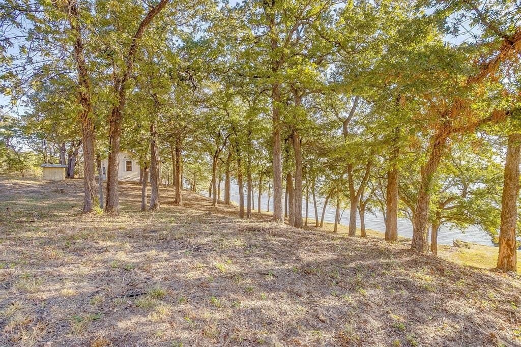 0.97 acres in Tarrant County - photo 8