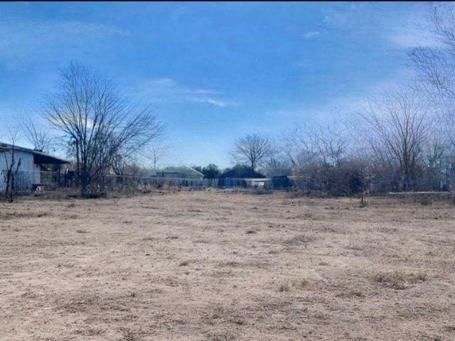 0.24 acres in Webb County - photo 3
