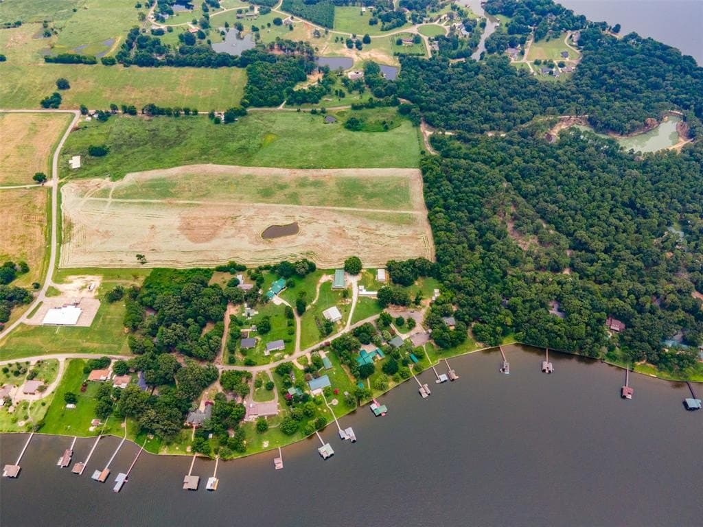 11.73 acres in Titus County - photo 6