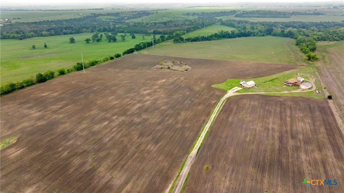 32.58 acres in Williamson County - photo 5